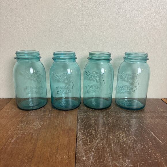 Bundle of 4 BALL 1923-1933 Blue Glass Quart Jars Kitchen farmhouse decor - Picture 7 of 10